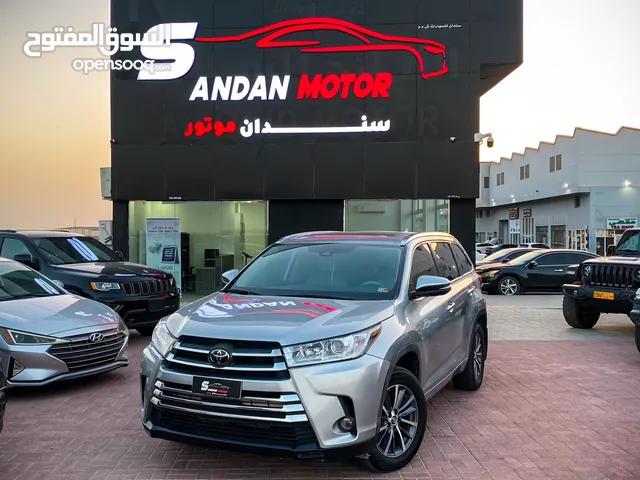 Toyota Highlander 2018 in Muscat