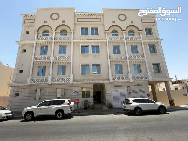 شقه للايجار بالمطار القديم بدون عموله مع نصف شهر فرى