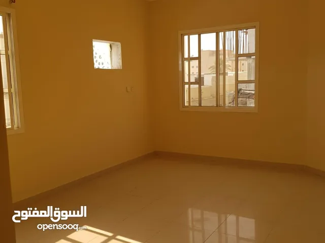 100 m2 3 Bedrooms Apartments for Rent in Al Wakrah Other