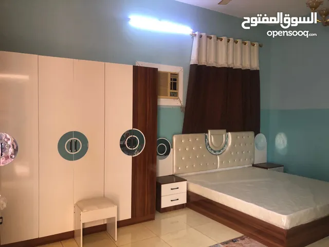 اثاث غرف نوم جديد غير مستخدم للبيع.