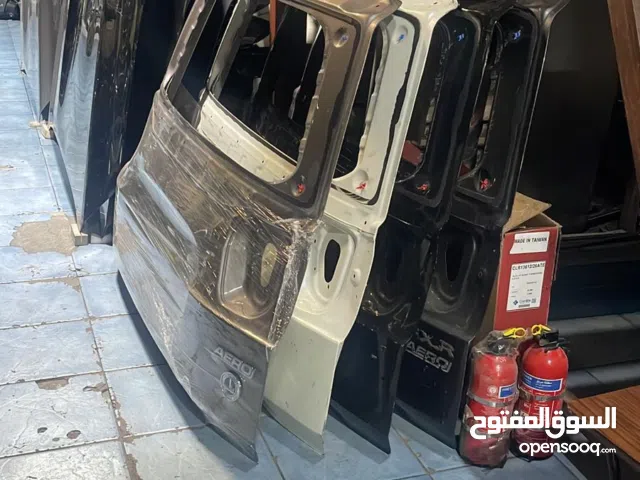 بيع قطع غيار لاند كروز والكزز جميع قطع غيار متواجده دعاميات بكللايت لايت لحايه فاربرتيرات كلشي متوفر