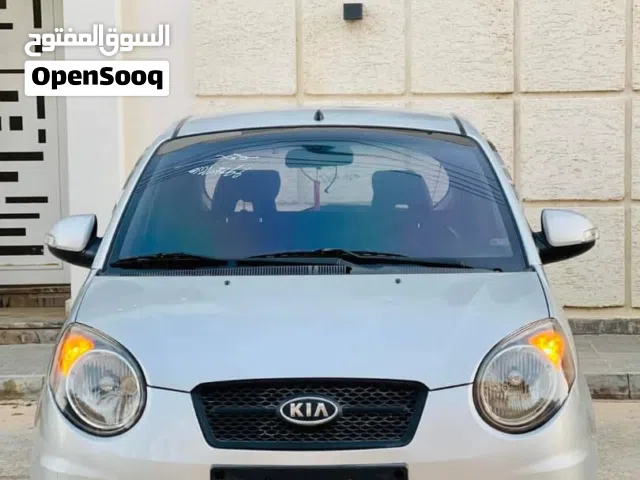 كيا مورنق 2009