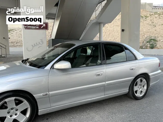 2000 أوبل اوميجا