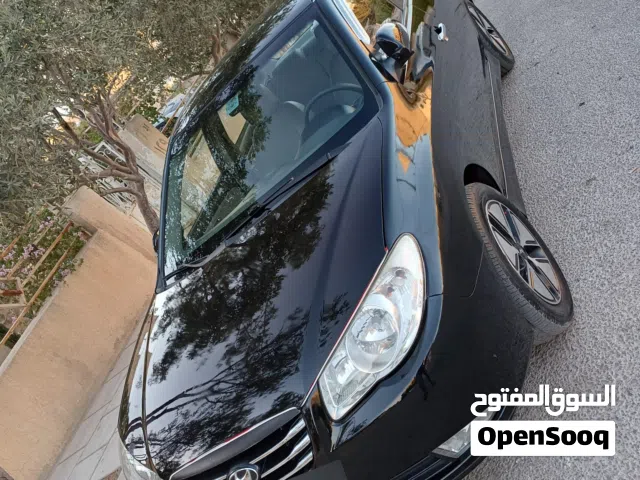 2010 هيونداي افانتي Limited