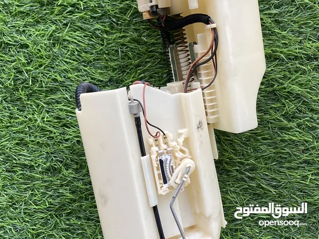 فيول بمب يركب للكزس وتويوتا v6