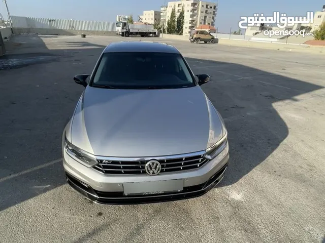 باسات B8 للبيع 2016