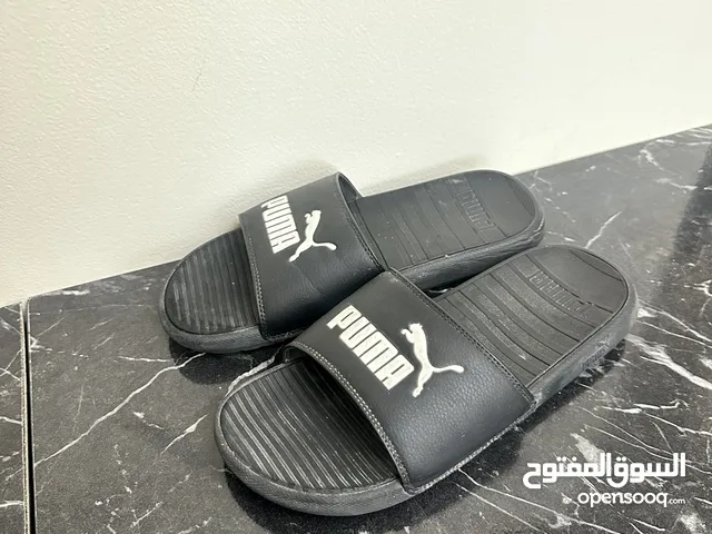Need Gone in 24 Hours! Puma Slides – Great Condition, Cheap!