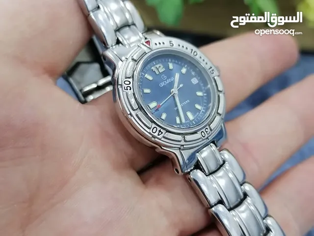 ساعه مستعملة في وضع الوكاله