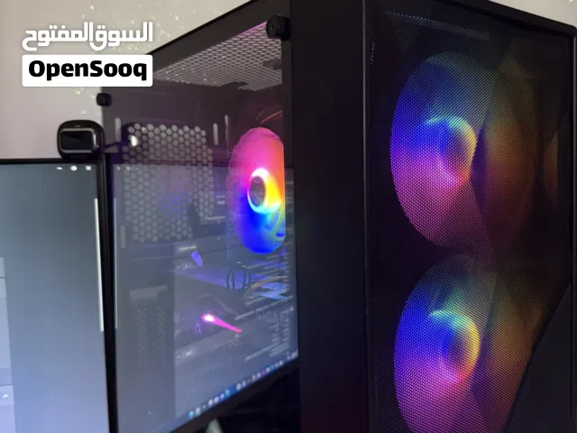كمبيوتر يشغل جميع الالعاب