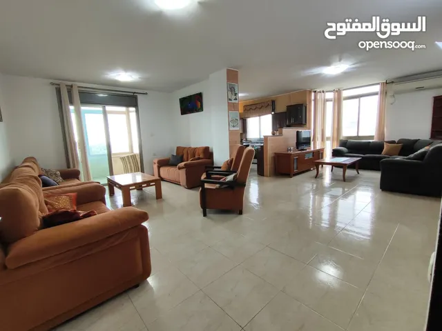 160 m2 3 Bedrooms Apartments for Rent in Ramallah and Al-Bireh Ein Musbah