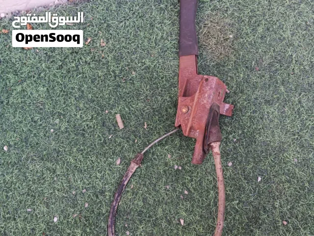 هاند بريك لجيب شيروكي 1998