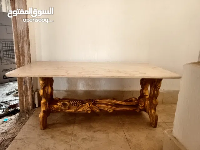 ترابيزة صالون مدهب