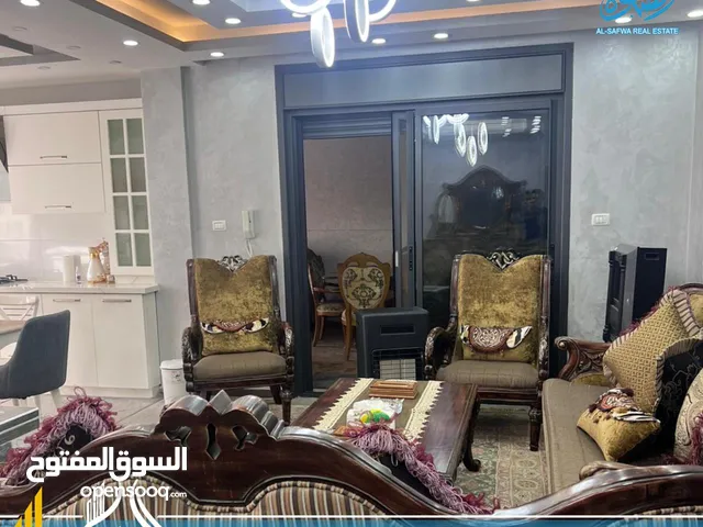 180 m2 3 Bedrooms Apartments for Rent in Ramallah and Al-Bireh Downtown