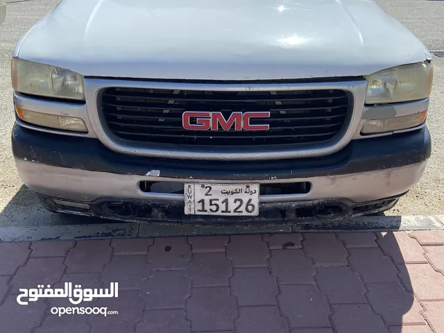 Used GMC Suburban in Kuwait City