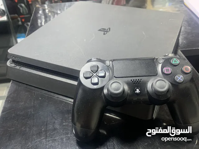 بلاستيشن 4 متوفر عادي وسليم وبرو