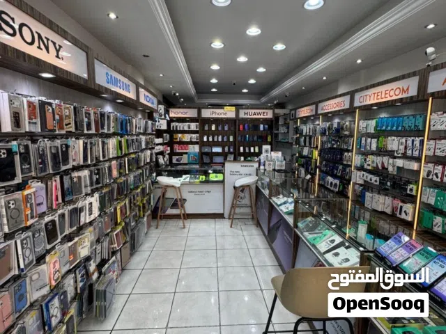 للبيع شركة ومحل هواتف وإلكترونيات كامل بدبي – موقع مميز جداً