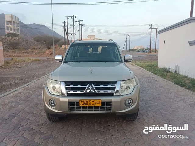 Mitsubishi Pajero GLS in Al Dakhiliya