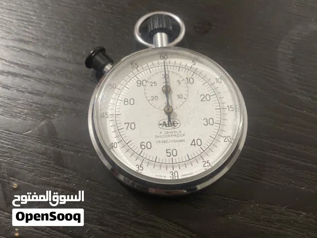 ساعة ستوب ووتش للرياضيين والفنيين المهره