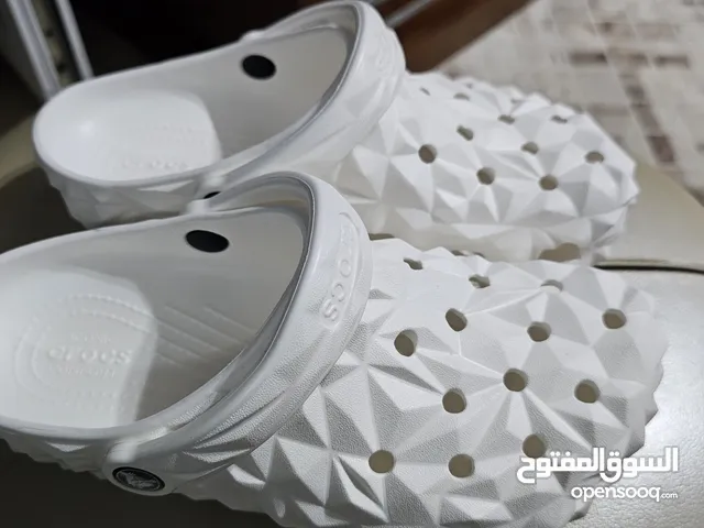 crocs new collection from dubai