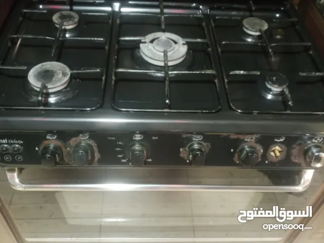 غاز خمس عيون لون أسود مع عيون الفرن