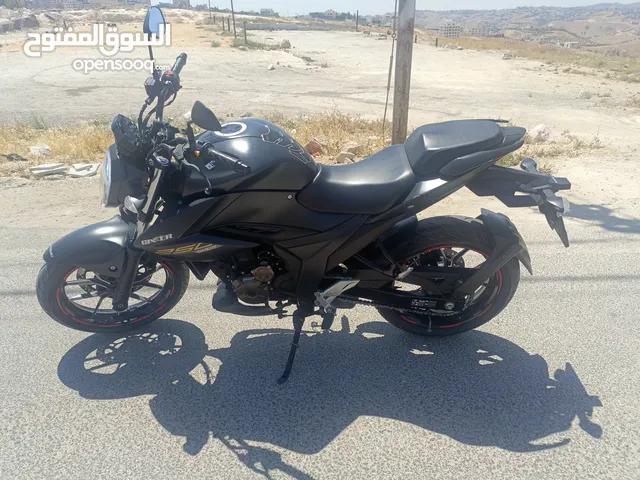 سوزوكي جيكسر ستريت موديل 2021 محرك 250cc للبيع