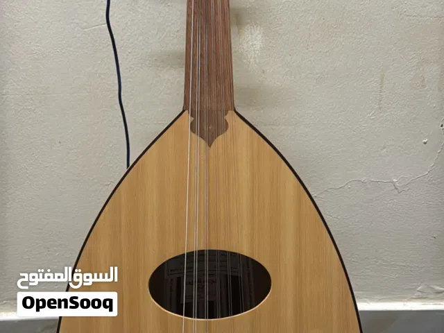 آلة العود بحريني