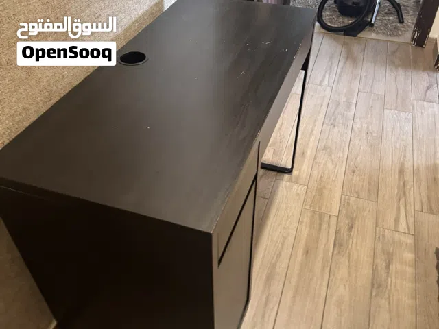 طاولة كبيرة مع طاولة جانبية 2x و مكتب دراسة