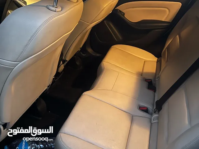 مرسيدس 180b