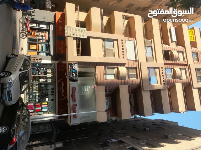 220 m2 3 Bedrooms Apartments for Sale in Giza Lebanon Square
