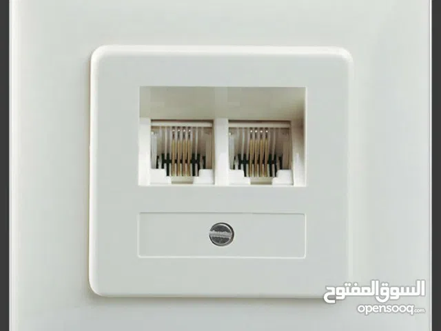 فني انترنت شبكات كيمرات مراقبة الياف ضوية الياف بصريه تمديدات