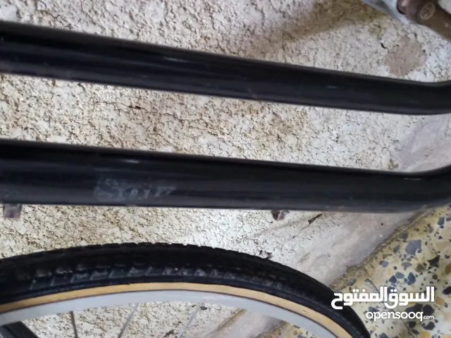 بايسكل سياحي بناتي 27 نظيف وجاهز للأخير