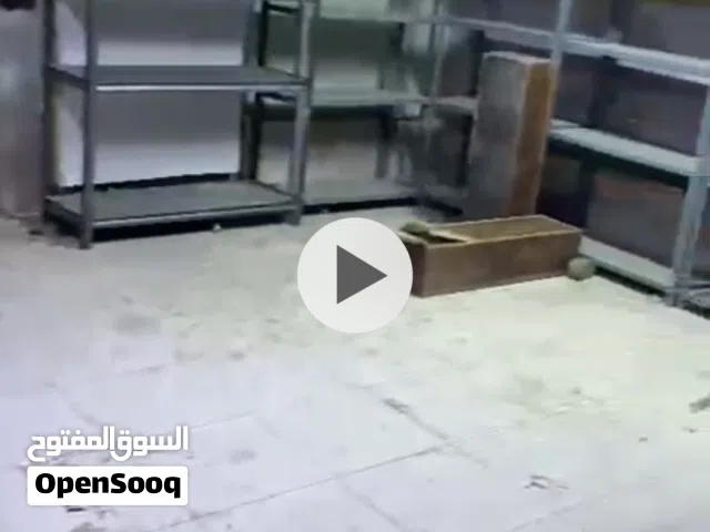 مخزن للإيجار