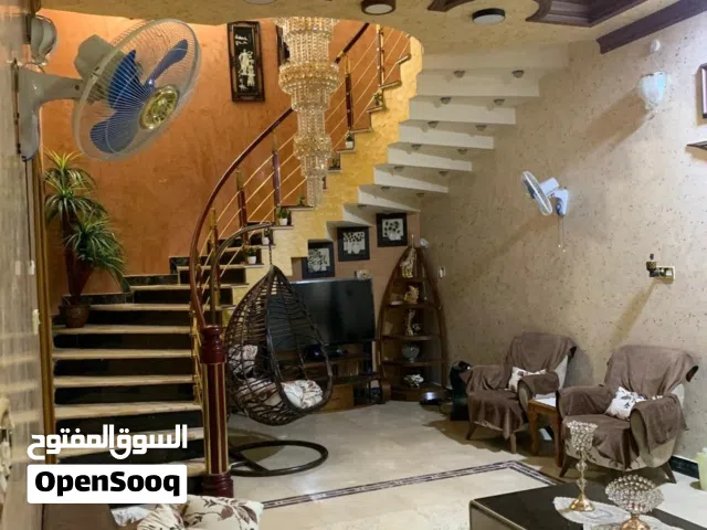230 m2 5 Bedrooms Townhouse for Sale in Basra Yaseen Khrebit