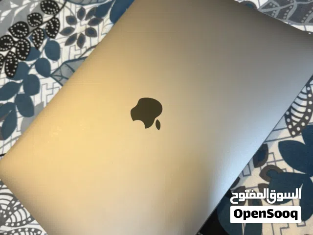 Macbook Air M1 very clean