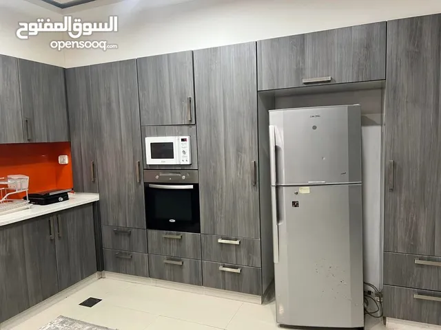 180 m2 3 Bedrooms Apartments for Rent in Ramallah and Al-Bireh Ein Musbah