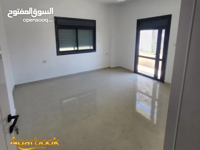 شقة مميزة للبيع ، بيتونيا – بالقرب من مسجد صلاح الدين الأيوبي