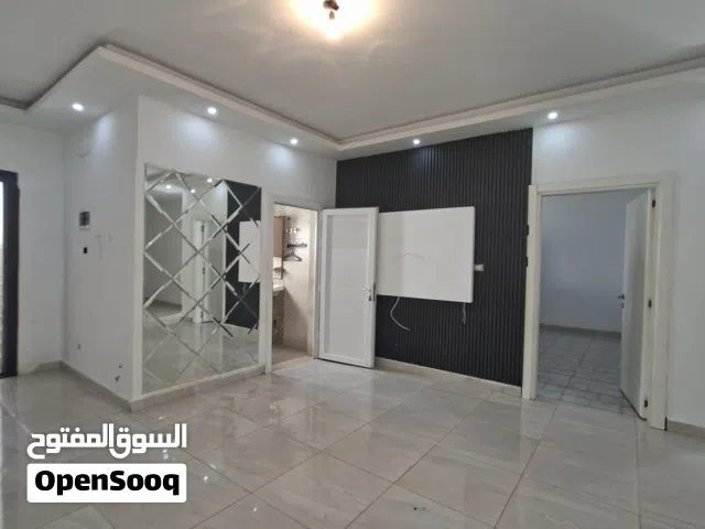 175 m2 3 Bedrooms Apartments for Rent in Tripoli Kashlaf
