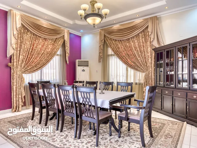 0 m2 4 Bedrooms Villa for Sale in Central Governorate Al-Hajiyat
