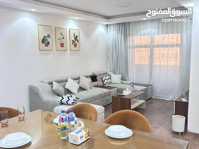شقة للايجار مفروش بمدينتي هاى سوبر لوكس اول سكن