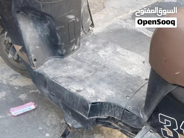 دراجة هدد 318 دراجة زيرة ما ماشية اقل 80 كيلو  دراجة كلش ما مبدل بية شغاله من العينة الدبل اشارة
