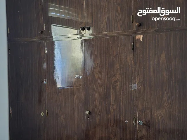 دولاب مستعمل