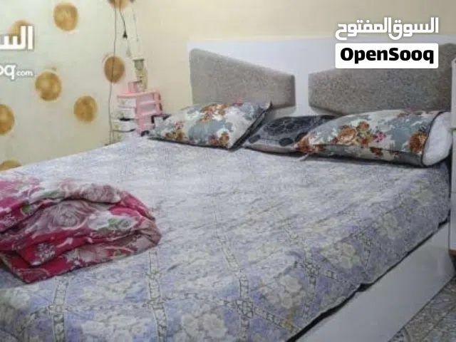 غرفه تركي قليل لاستخدمه نظيفه هي والمندر