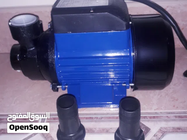 مضخه نص حصان 12 فولت تعمل بالبطاريه او الطاقة الشمسيه