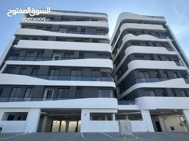 Brand new 1 BHK + Maid room flat for rent - شقة جديدة كلياً للايجار في العذيبة الشمالية