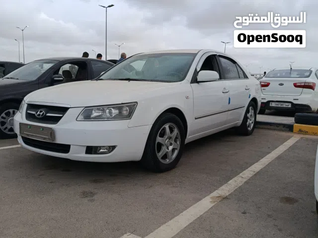 2006 هيونداي سوناتا Standard