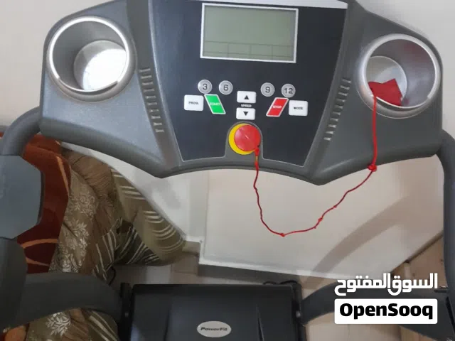 جهاز مشي  استعمال بسيط  الحاله ممتازه