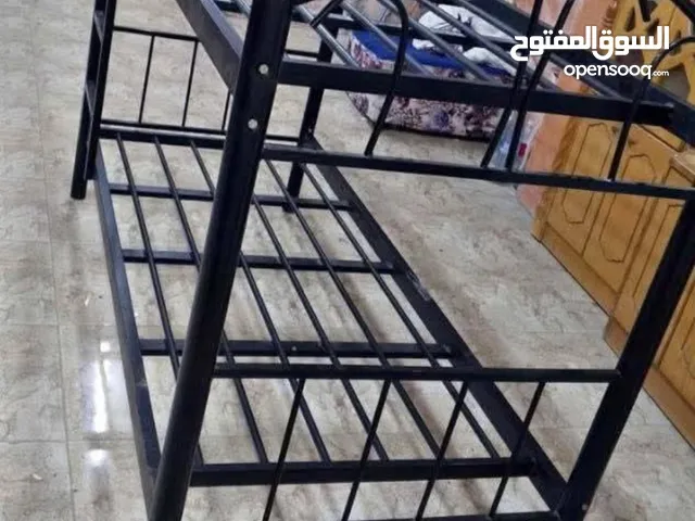 35 Sport Shoes in Zarqa