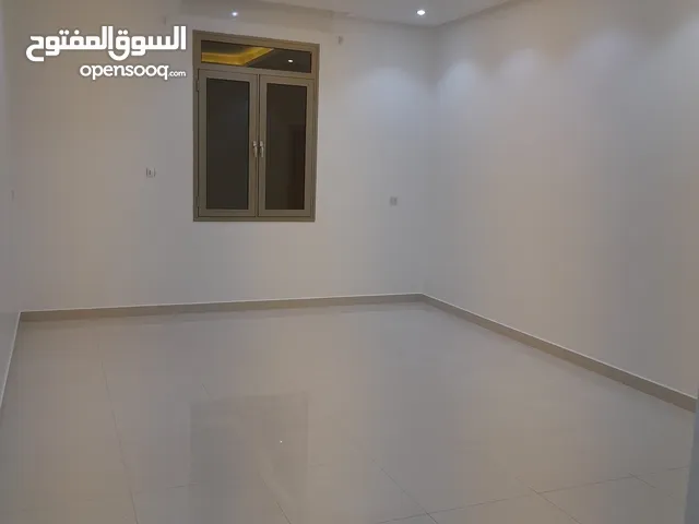 600 m2 2 Bedrooms Apartments for Rent in Al Ahmadi Ali Sabah Al-Salim