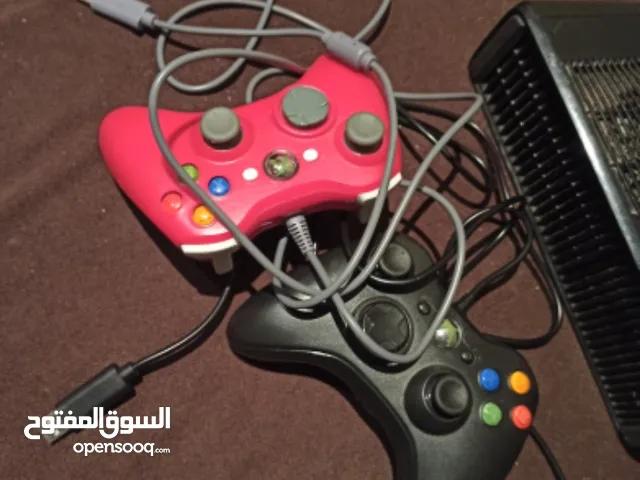 xbox 360 slim، 2 manette، 5 jeux