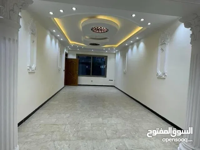 250m2 4 Bedrooms Townhouse for Sale in Baghdad Saidiya